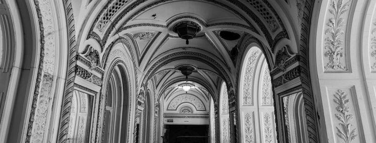 Pre_refurb_blackandwhite_darkened