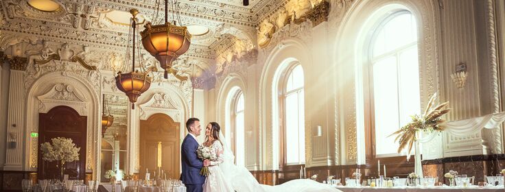 Couple on dancefloor